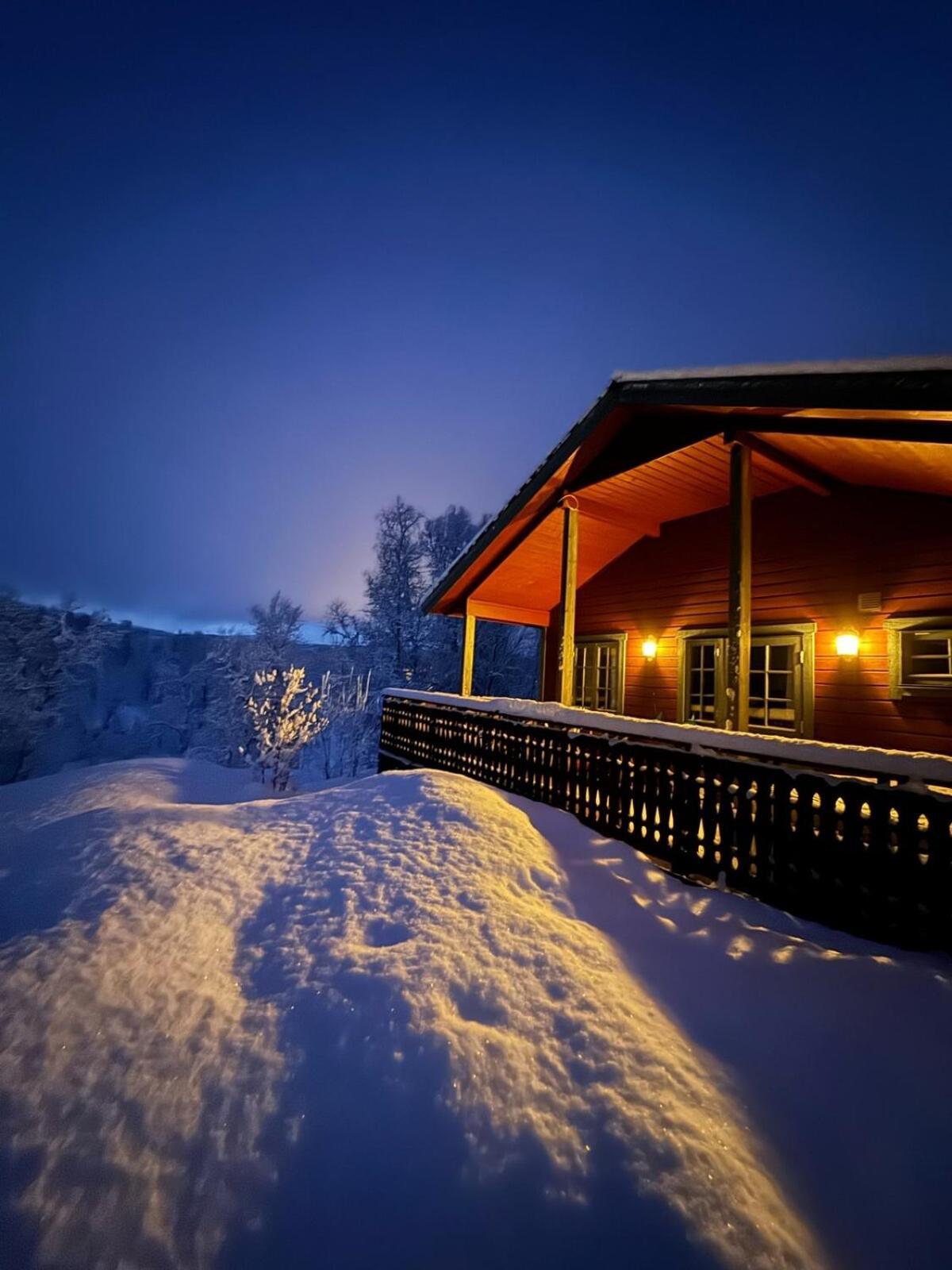 Trivelig Hytte I Senja. Exterior photo